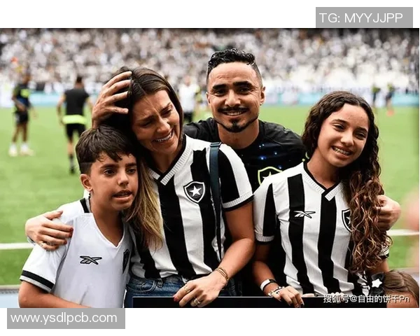 丧偶的足球明星背后的故事与情感历程揭秘 丧偶的足球明星背后的故事与情感历程揭秘