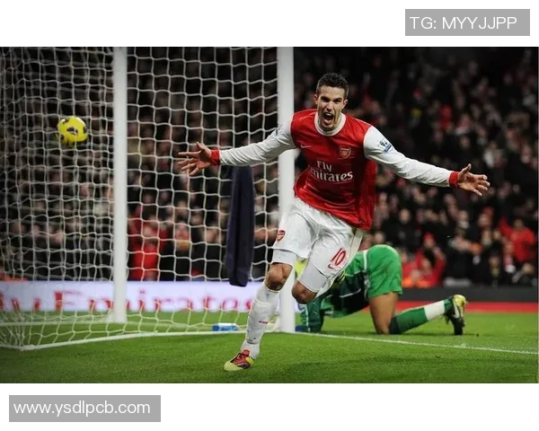 足球明星手饰背后的故事与时尚潮流的完美结合 足球明星手饰背后的故事与时尚潮流的完美结合